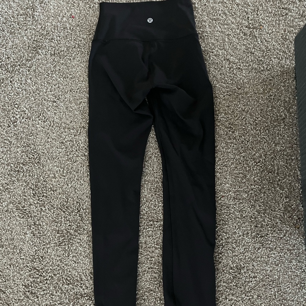 Lululemon Wunder Under black leggings size 0
